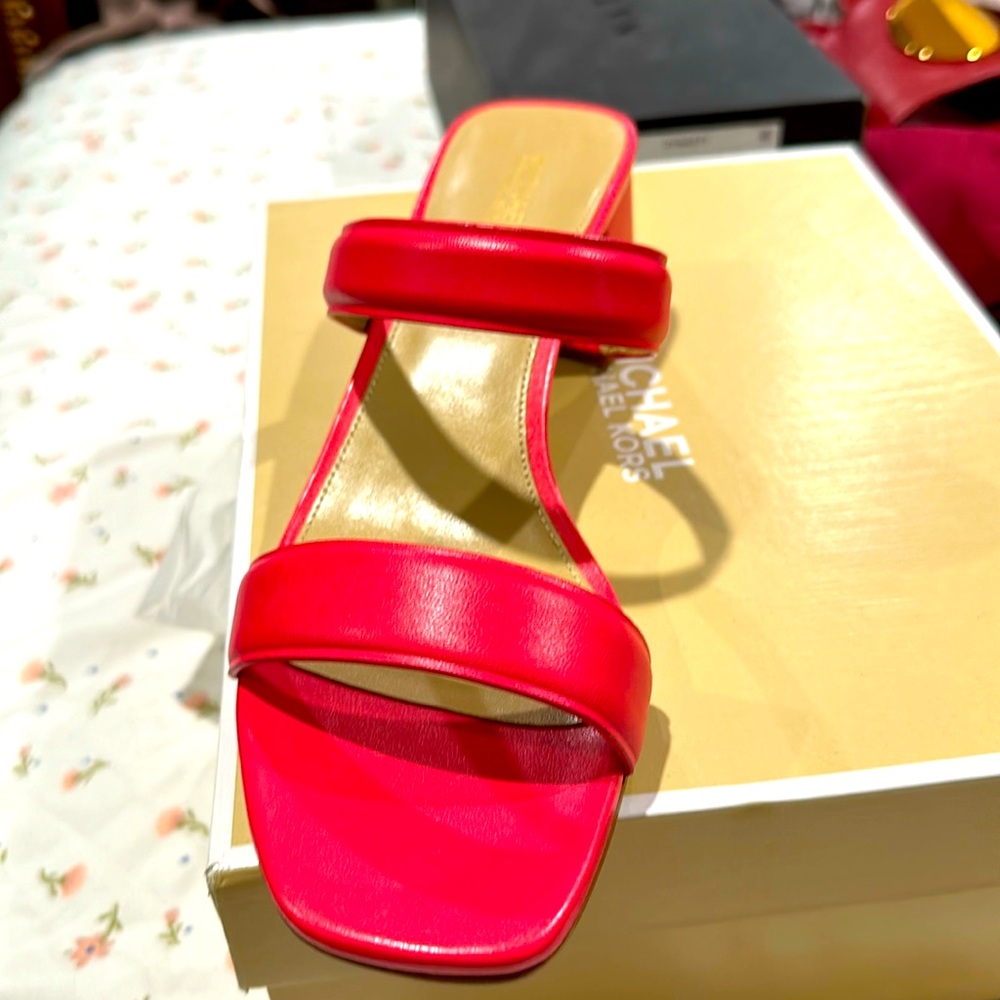 Pink Michael Kors slippers